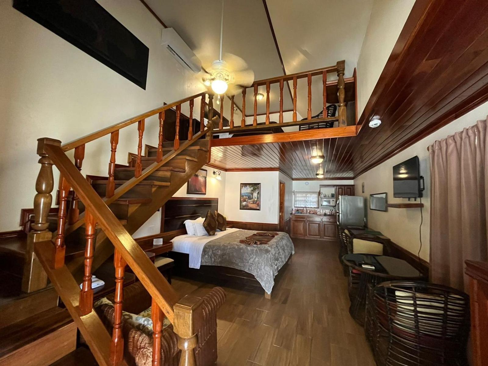 Captain Morgan'S Retreat San Pedro  Zewnętrze zdjęcie